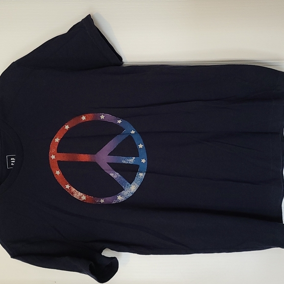 Gap tshirt/Peace symbol - Picture 2 of 8